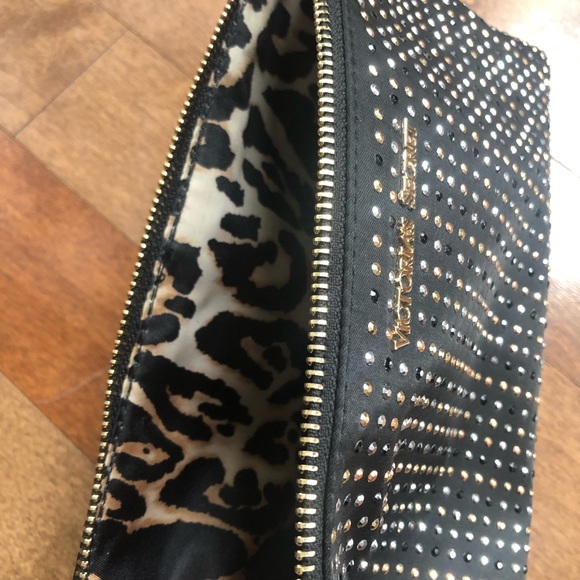 Victoria’s Secret Studded Makeup Bag - Leopard Print Interior - Picture 5 of 6